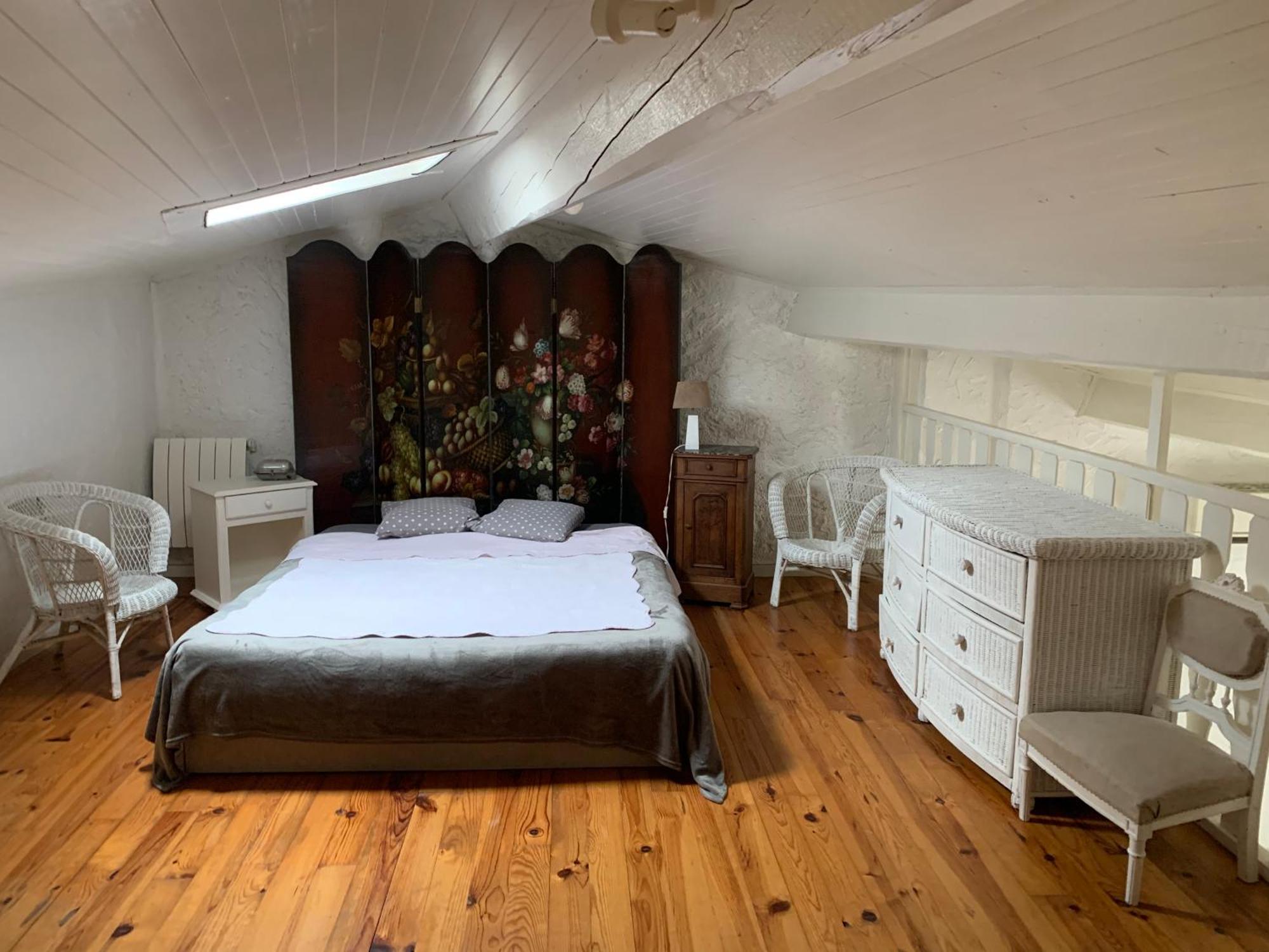 Petit Apartment *